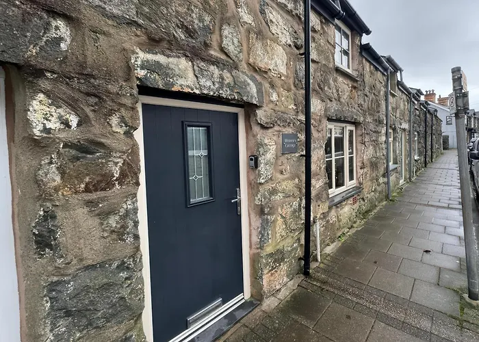 Weaver\'S Cottage